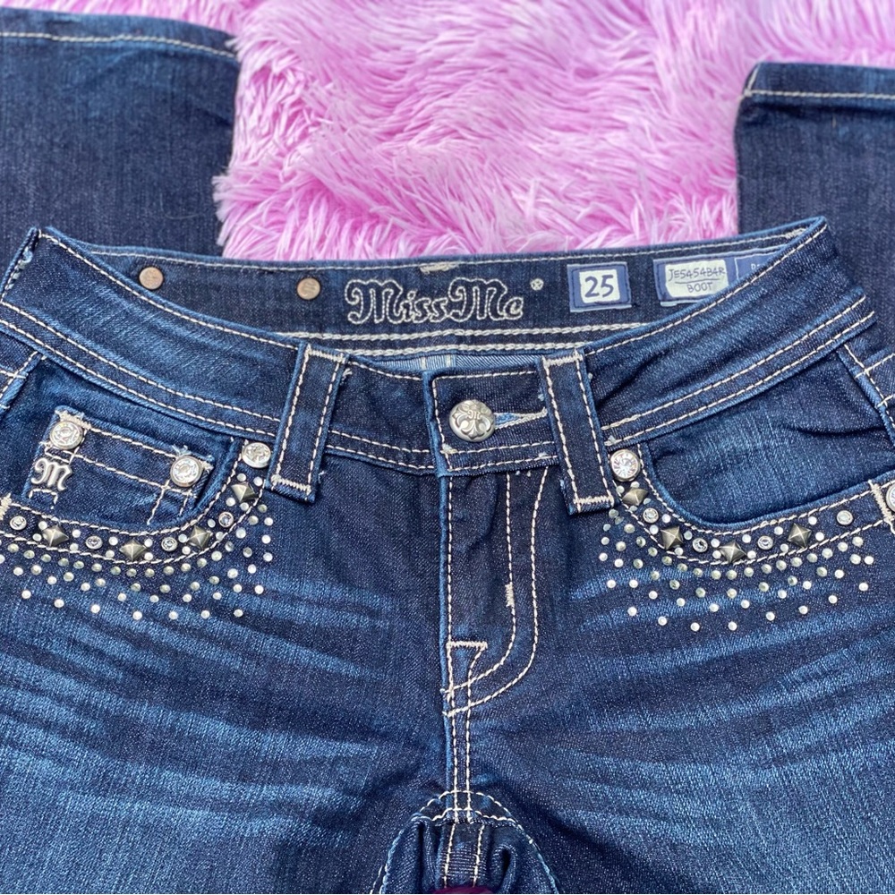 Miss Me women’s jeans size 25 Bootcut like new